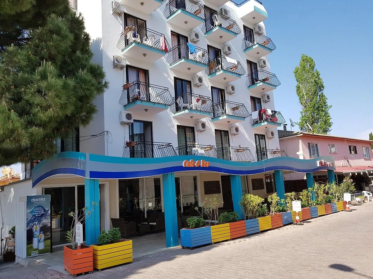 Hotel Melike Kusadasi 2*,